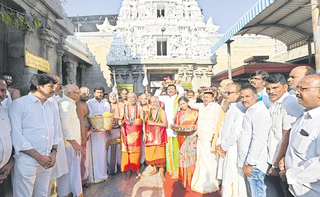 Grand Tirupati Birthday Celebrations Andhra Pradesh - Sakshi