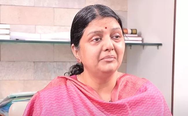 Senior Actress Bhanupriya Opens Up About Memory Loss After Husband Death - Sakshi