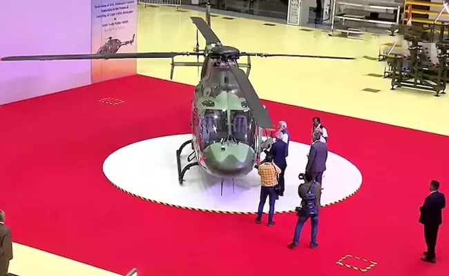 Pm Modi Inaugurates Largest Helicopter Manufacturing Factory - Sakshi