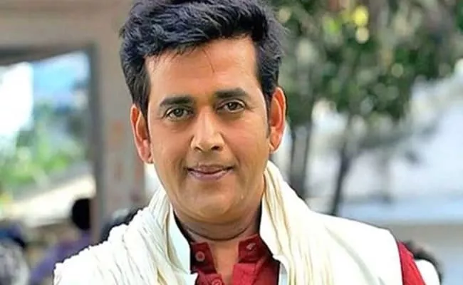 Ravi Kishan Pens Emotioanal Tribute After His Brother Passes Away - Sakshi