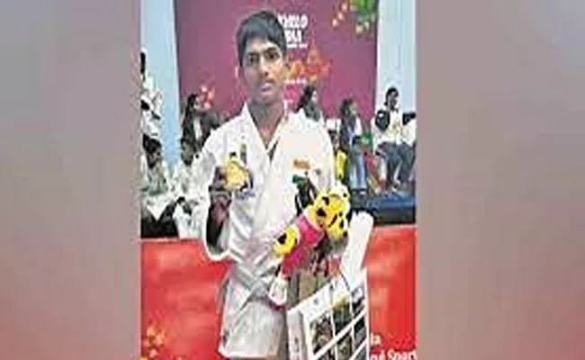 Khelo India Games: Telangana Laxman Won Gold In Judo - Sakshi