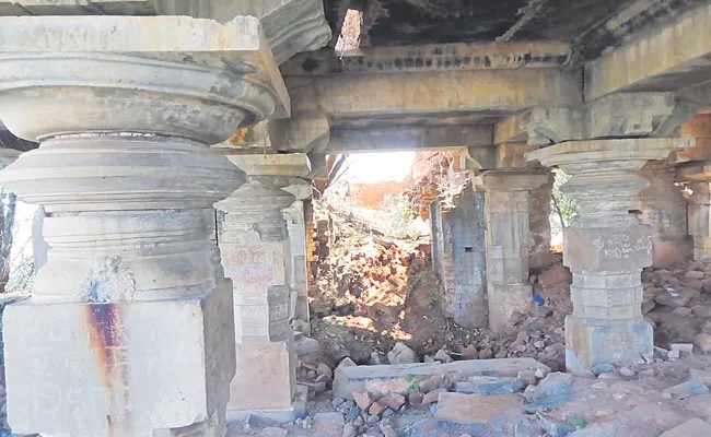 Temple of the Kakatiyas at Pushpagiri - Sakshi