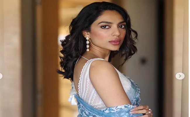 Actress Sobhita Dhulipala Shares Her Exeperince As A model - Sakshi