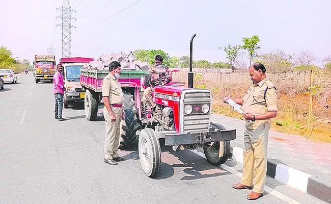 Hyderabad: Transport Dept Plans To Impose Heavy Penalties For Tax Evade Vehicles - Sakshi