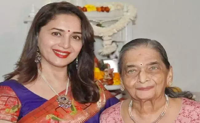 Madhuri Dixit Mother Snehlata Passed Away - Sakshi