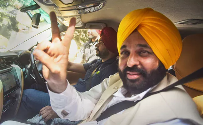 Bhagwant Mann Cracks Down On Punjab Gun Culture 800 Licences Cancelled - Sakshi