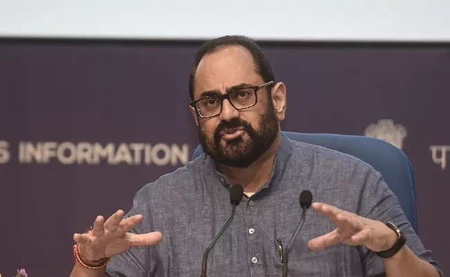 Silicon Valley Bank Collapse, Rajeev Chandrasekhar Meets 400 Representatives From The Startup - Sakshi