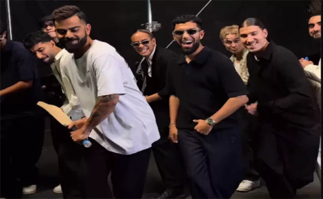 Virat Kohli Grooves With Norway Dance Group, Wife Anushka Reacts - Sakshi