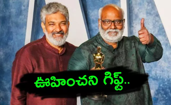 MM Keeravani Gets Emotional After Receiving Richard Carpenter Special Gift - Sakshi