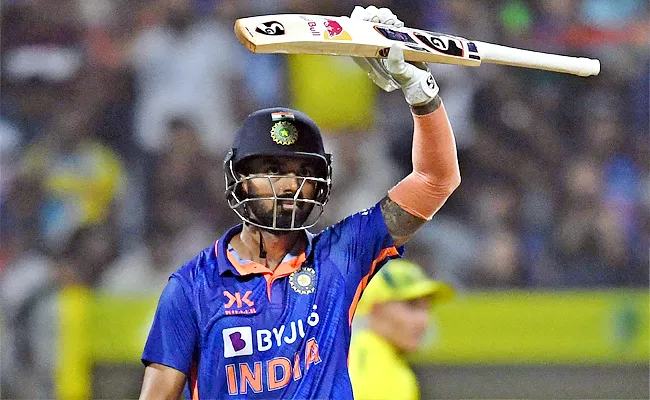 Fans Praise KL Rahul Plays-75 Runs Knock-Career Best-Vs AUS 1st ODI - Sakshi