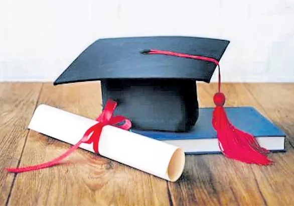 Allocation of Rs.3,231.35 crores for universities and colleges - Sakshi