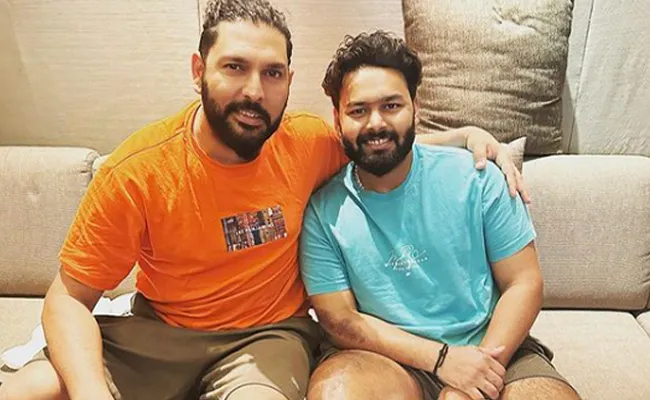 Yuvraj Singh Meets Rishabh Pant On To Baby Steps Photo Goes Viral - Sakshi