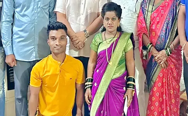 World Shortest Bodybuilder Marries Partner Video Viral - Sakshi