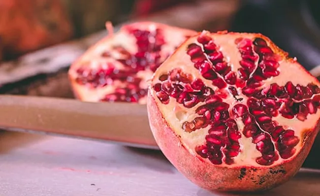 Health Tips: Top 12 Amazing Health Benefits Of Pomegranate Danimma - Sakshi