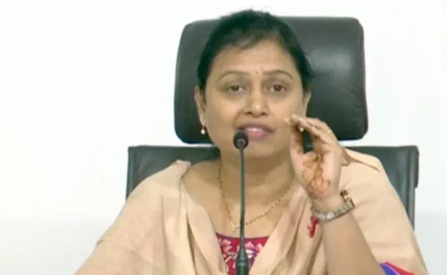 YSRCP Leader Rajani Chowdary Slams Renuka Chowdary - Sakshi