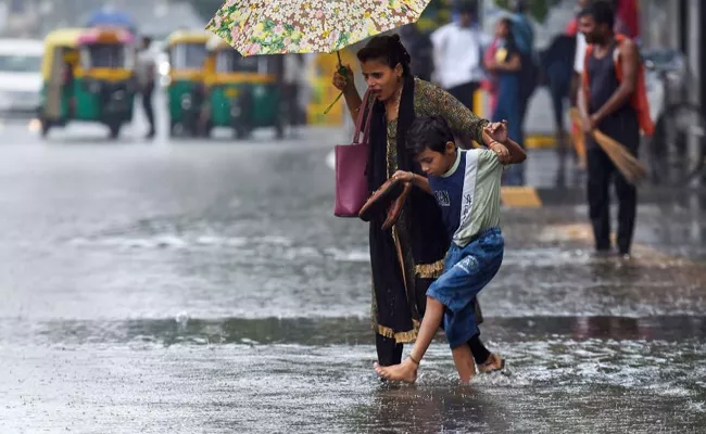 Andhra Pradesh: Summer Season Sudden Heavy Rains Effect On 16 Districts - Sakshi