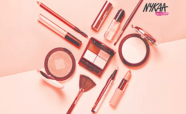 Five senior executives at Nykaa resigns - Sakshi