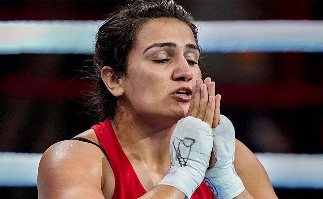 Saweety Boora beats Chinas Wang Lina to help India bag second gold at WBC  - Sakshi