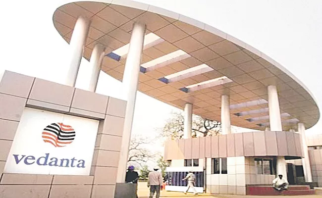 Vedanta deducts 91 million dollers from govt profit to make up for tax paid - Sakshi