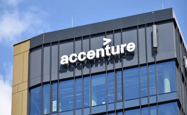 Accenture to layoff19,000 employees - Sakshi