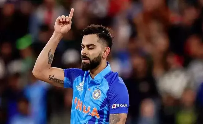 Virat Kohli question asked in a 9th standard English paper - Sakshi