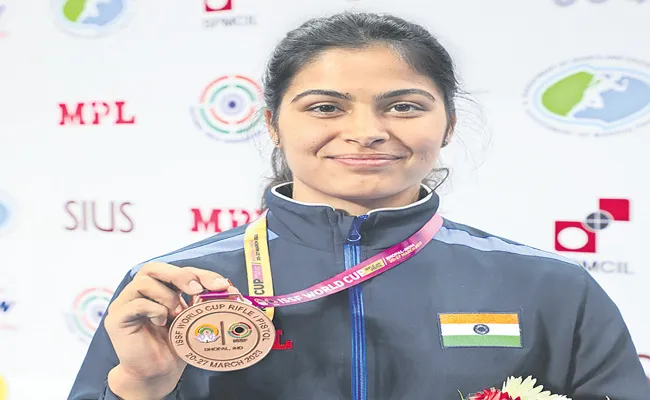 Bhopal ISSF World Cup: Manu Bhaker wins bronze in 25m pistol - Sakshi