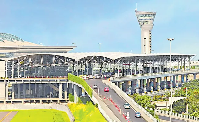 CCI clears GMR Airports Infra-Aeroports de Paris SA deal - Sakshi