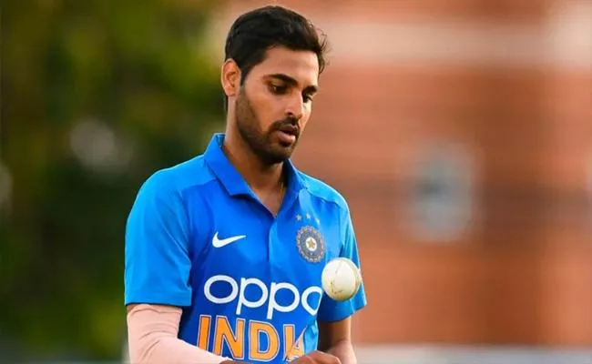 Bhuvneshwar Kumar Out Of BCCI Central Contract - Sakshi