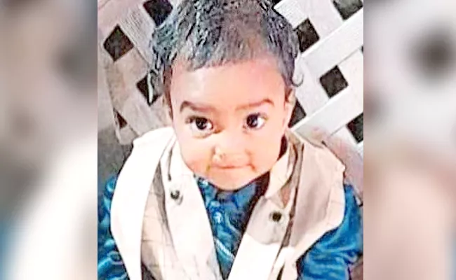 Hyderabad: 16 Months Boy Dies Run Over By Garbage Vehicle - Sakshi