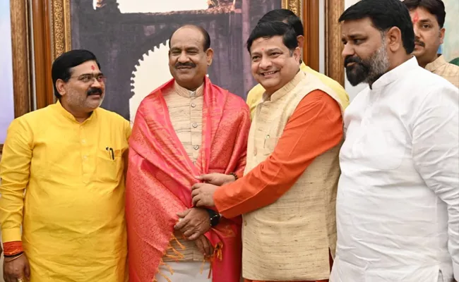 Lok Sabha Speaker Om Birla invited to TTD program - Sakshi