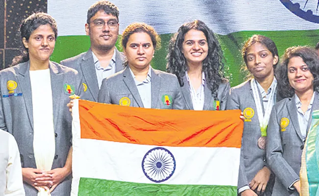 India is the best women's chess team - Sakshi