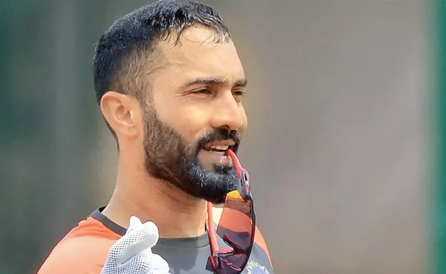 Dinesh Karthik confirms return to commentary for Ashes 2023 - Sakshi