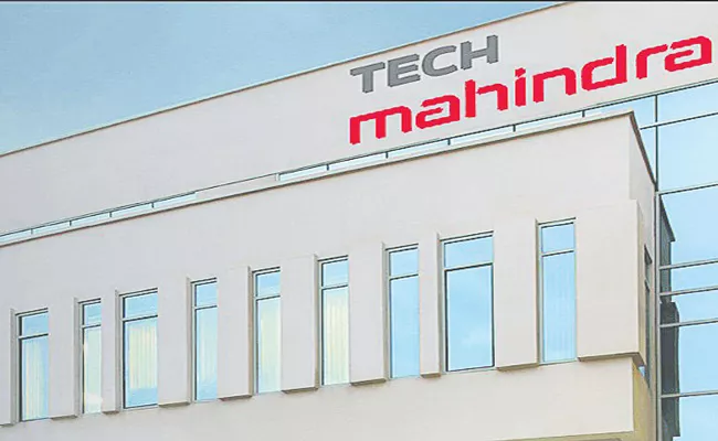 Tech Mahindra to invest Rs 700 crore in products and platforms - Sakshi