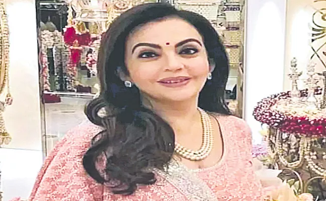 Nita M Ambani launches Her Circle EveryBODY Project on Womens Day - Sakshi