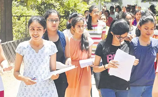 Annually increasing enrollment of girls in higher education - Sakshi