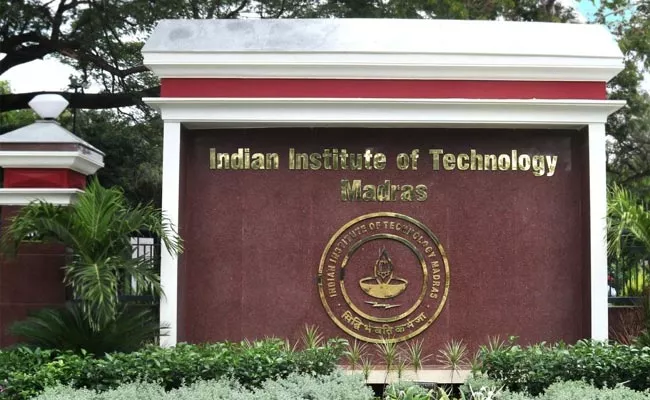 Tamil Nadu: Phd Student Of Iit Madras Writes Before Hanging Self - Sakshi