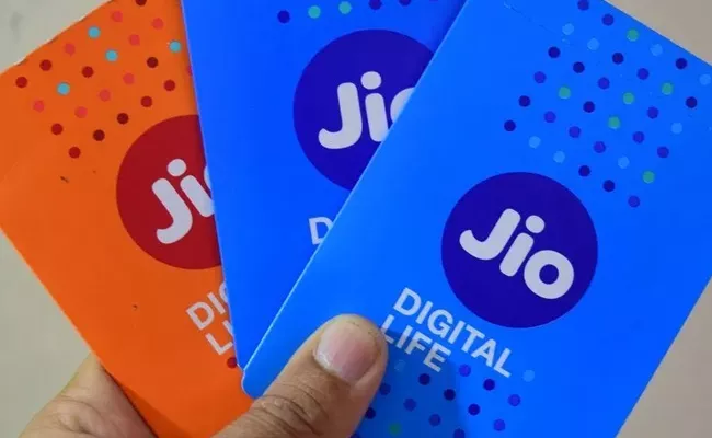 jio offer reliance jio rs 599 postpaid plan - Sakshi