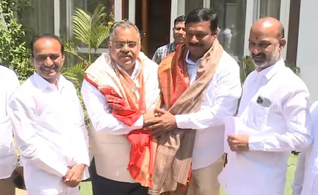 Alleti Maheshwar Reddy Joins BJP - Sakshi