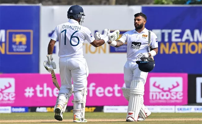 SL VS IRE 1st Test: Karunaratne, K Mendis Scores Huge Hundreds - Sakshi