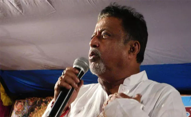 Trinamools Mukul Roy Arrives In Delhi Amid Sons Untraceable Claim - Sakshi