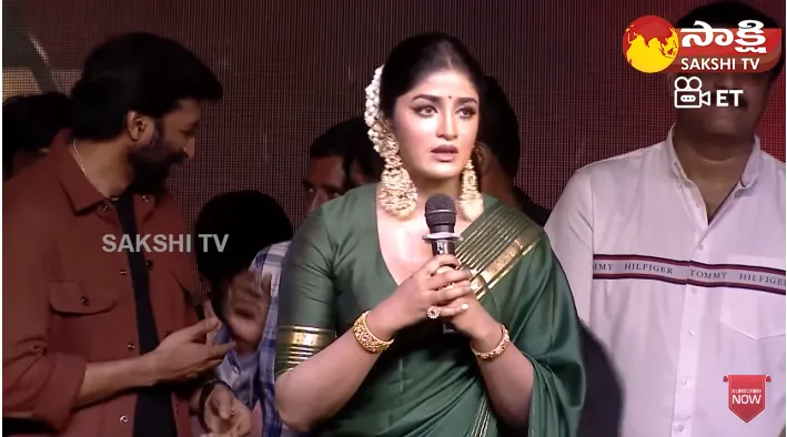 Actress Dimple Hayathi Emotional Speech At Ramabanam