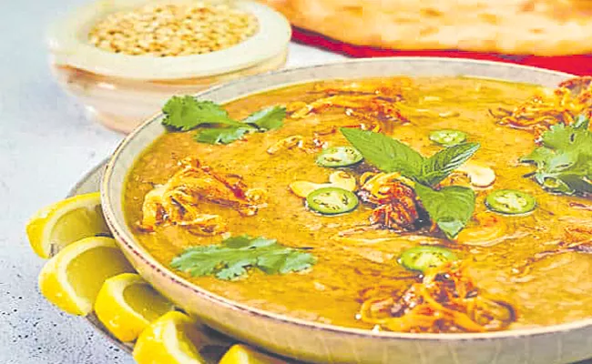 10 Lakh Biryanies 4 Lakh Haleem Order in Swiggy  - Sakshi