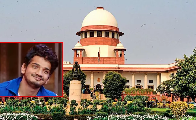 SC Bench Transfers All FIRs Against Munawar Faruqui to Indore - Sakshi