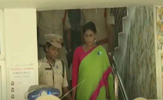 TS Police arrested YS Sharmila At Lotus Pond - Sakshi