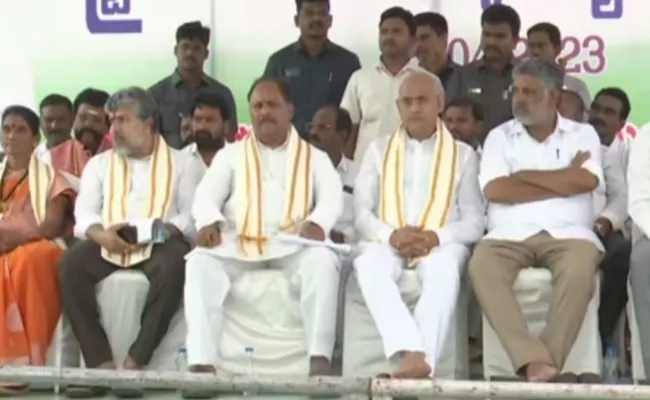 AP: Ministers Attend Nayi Brahmins Thanksgiving Meeting At Tadepalli - Sakshi