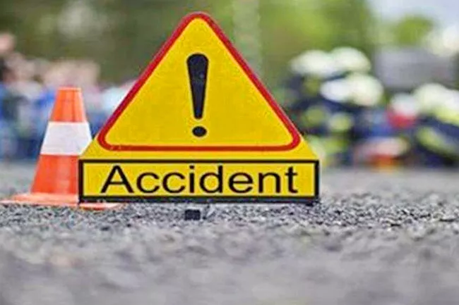 Road Accident In Nizamabad - Sakshi