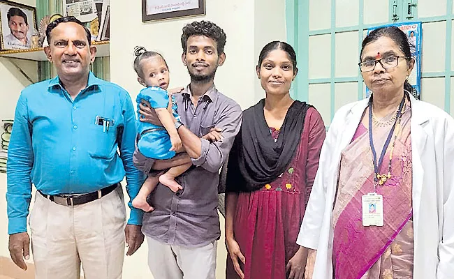 A rare surgery for a child at Guntur GGH - Sakshi