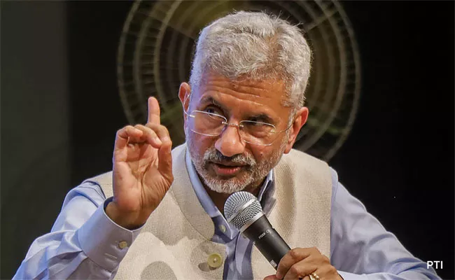 Jaishankar Criticized West's Bad Habit For Remarks On Rahul Gandhi - Sakshi