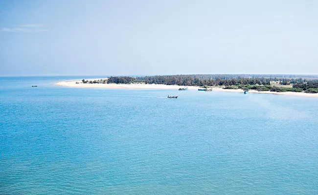 Hope Island This island was formed naturally about 150 years ago - Sakshi