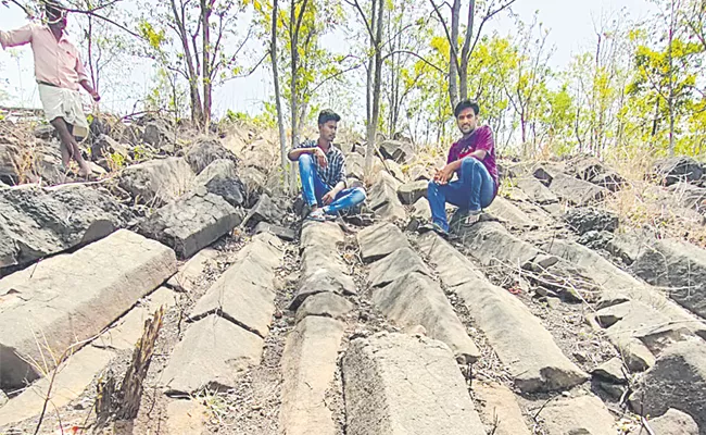 Telangana: Old Columnar Basalt Rocks Found Made From Lava AdilabadAd - Sakshi